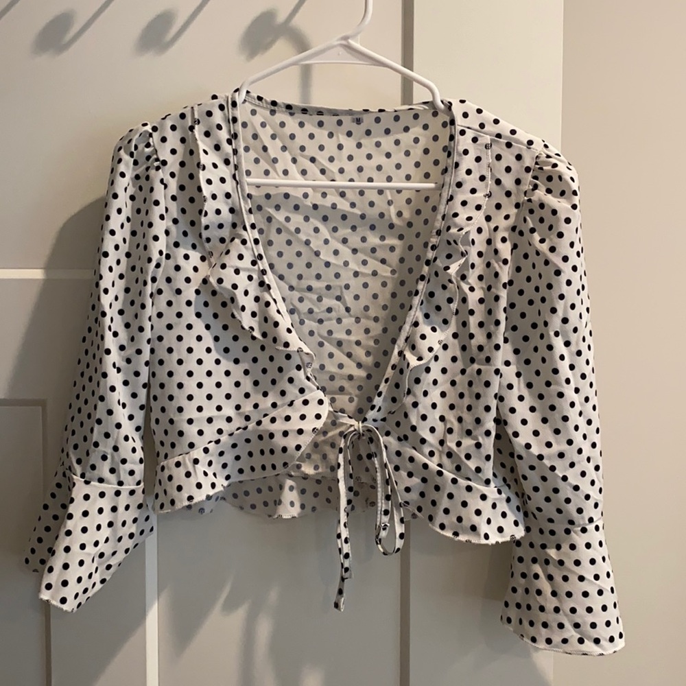 Long-sleeve polka dot top